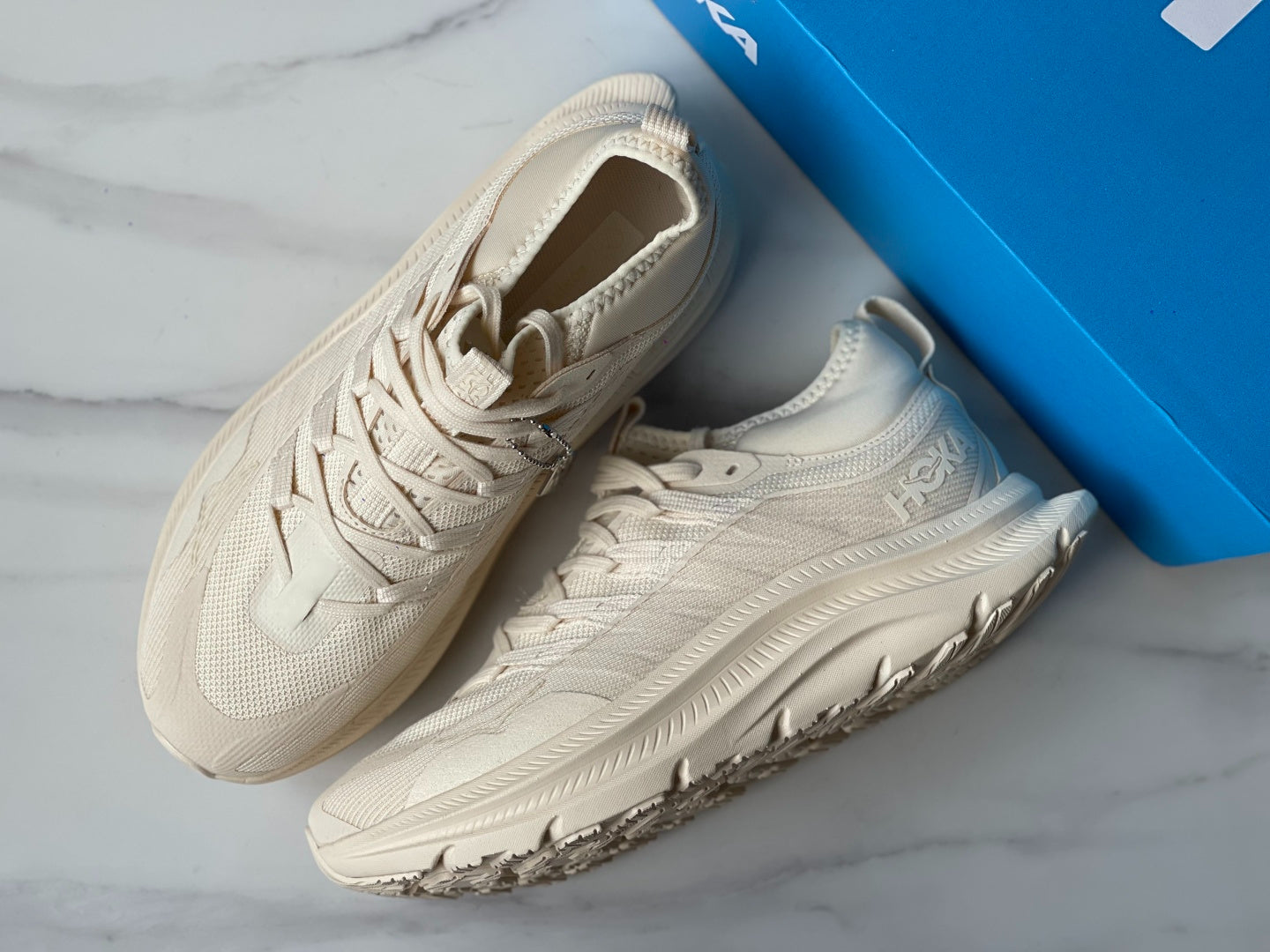 Hoka M Kawana Mid Training Shoes Grayish White
