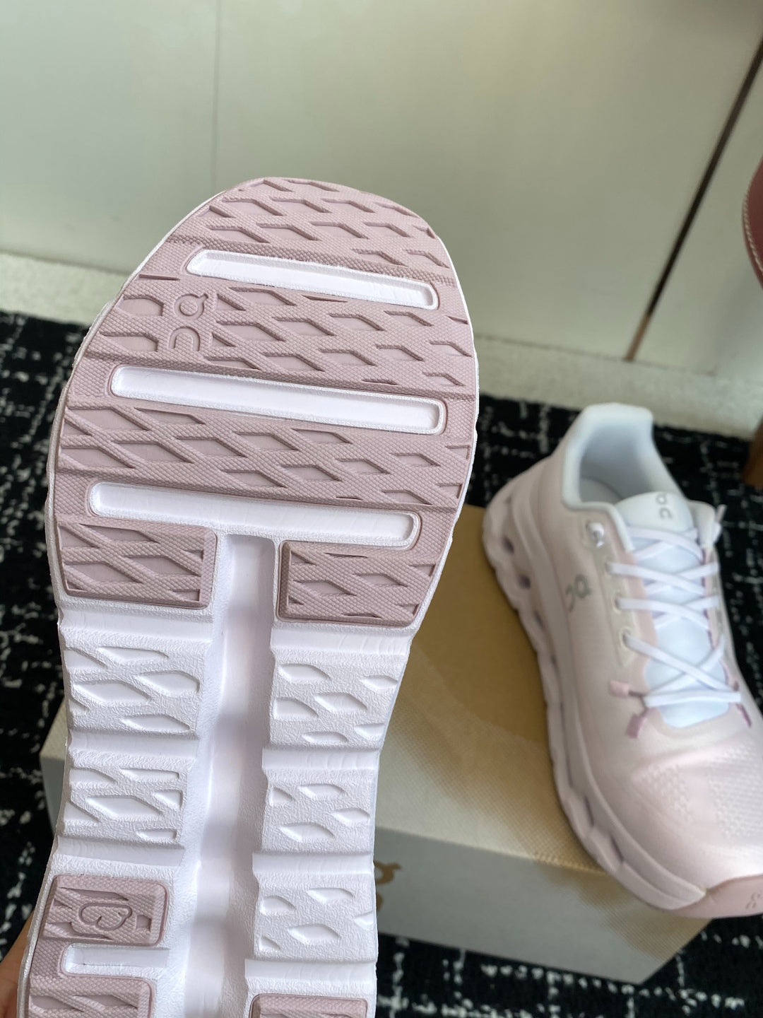 Cloudtilt Cushioned Running Sneakers Full Light Pink Breathable Mesh Sport Shoes Unisex