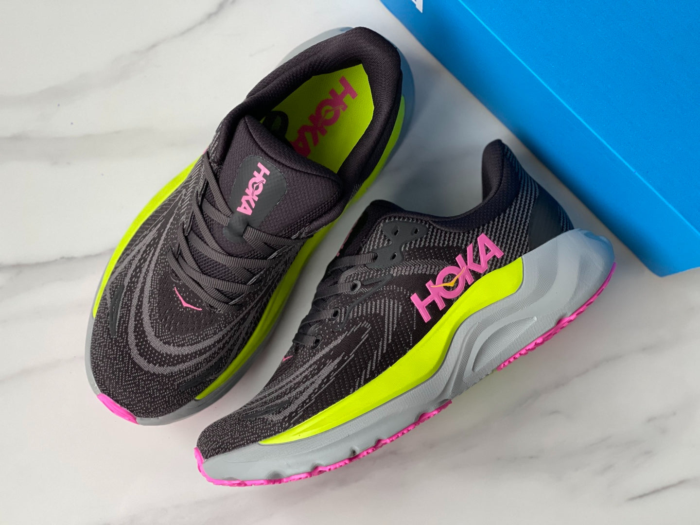 HOKA ONE ONE Arahi 8 Black | Gray | Fluorescent green