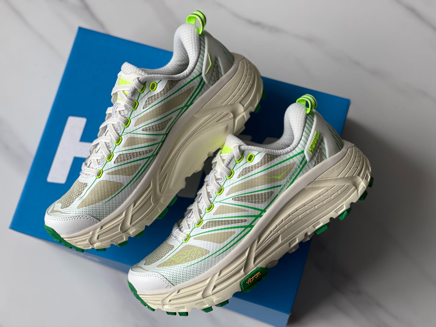 HOKA Mafate Speed 2 Beige | Fluorescent Green