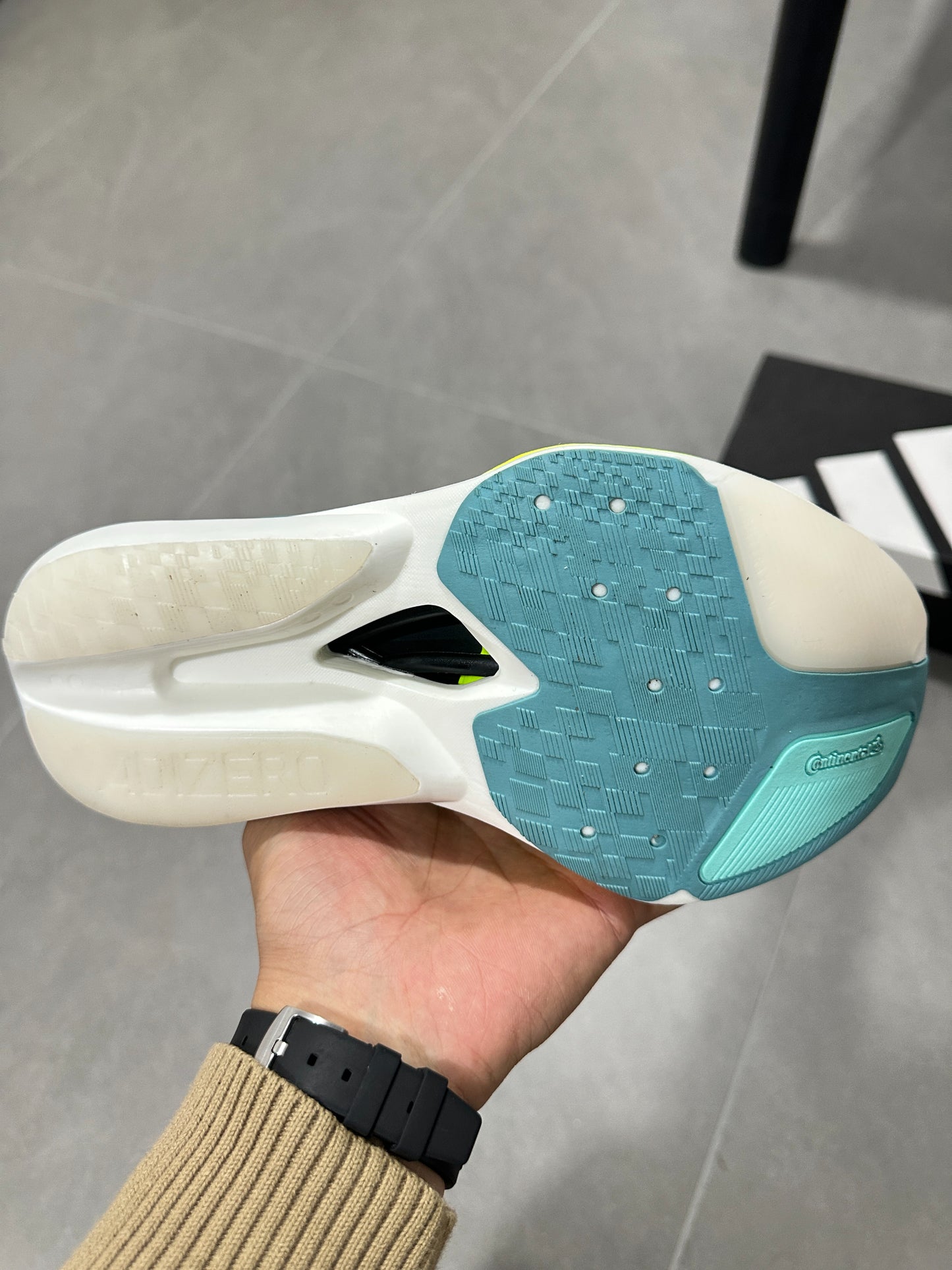 Adidas ADIZERO ADIOS PRO 4 (Turquoise / White / Volt colorway)