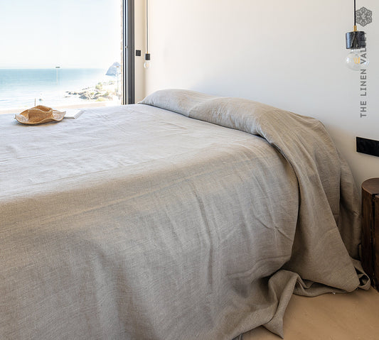 Rustic Linen Oversized Bedspread- softened linen Bed Cover- Queen King size quilt-not bleached linen coverlet-Softened linen throw quilt