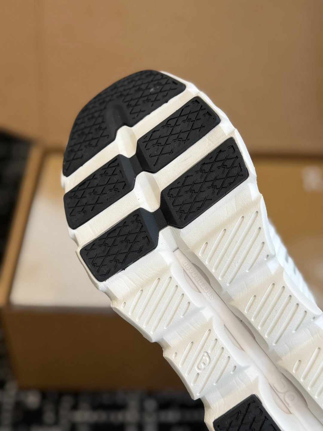 On Cloudswift 4 All White Mesh Jogging Training Sneakers