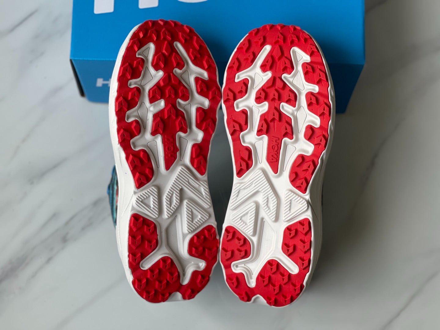 HOKA Challenger 8 Lake Blue