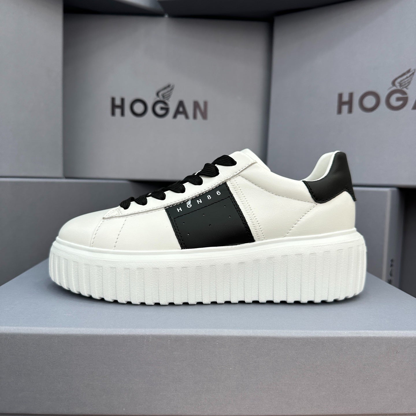 HOGAN White & Black Leather Ridged Platform Casual Sneakers