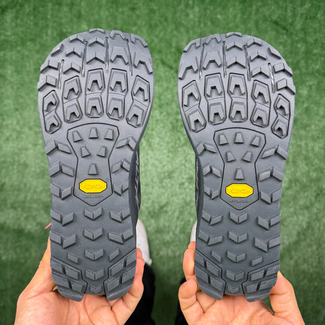Altra Lone Peak 7 All Black Zero Drop Breathable Trail Running Sneakers