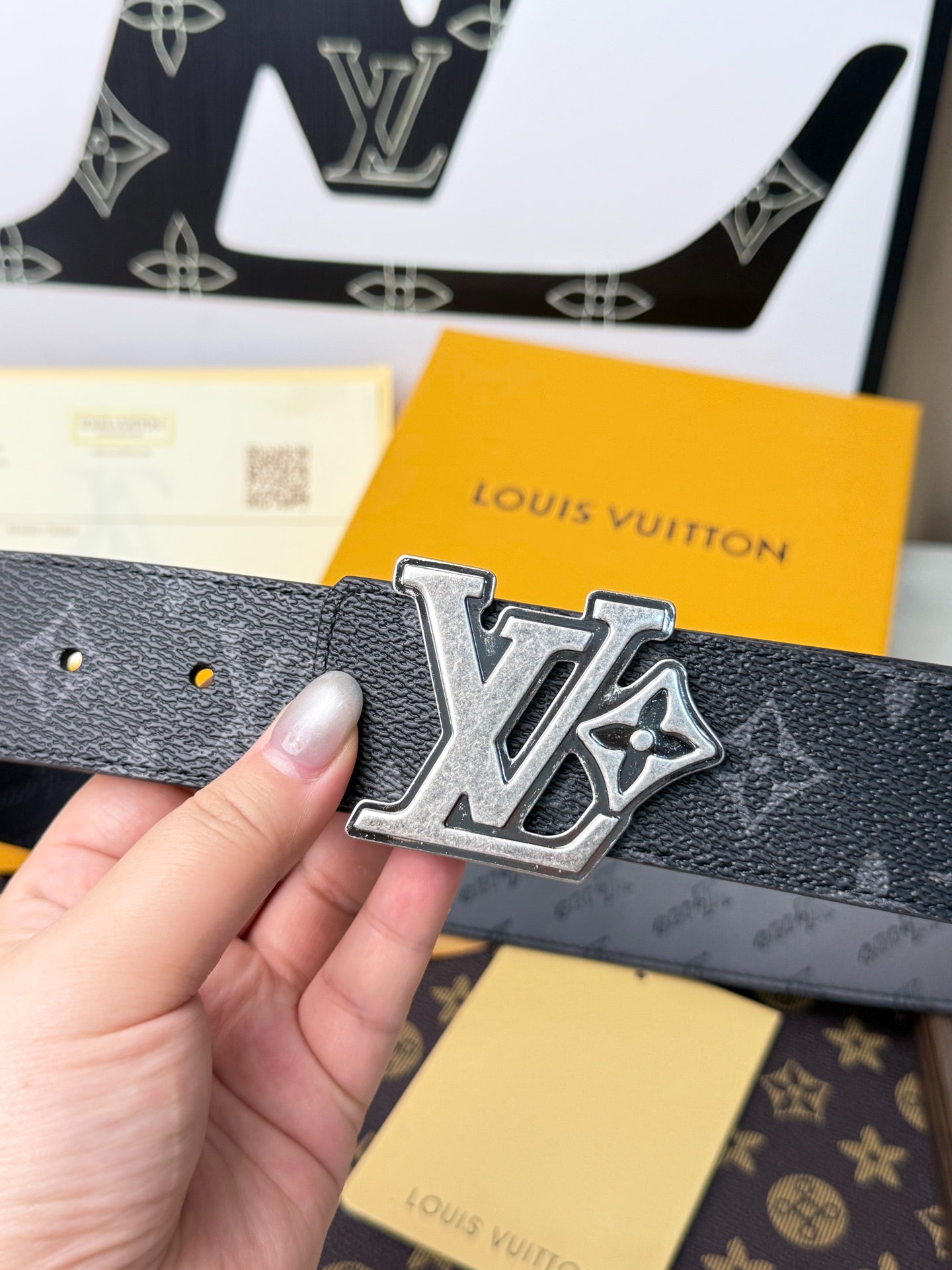 LV Monogram Eclipse Flower Buckle 40mm Belt