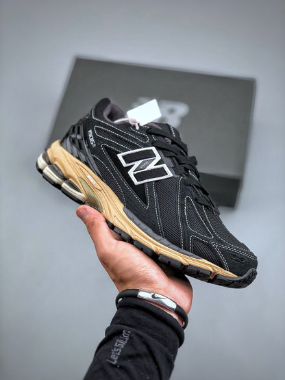 New Balance 1906R "Vintage Black"