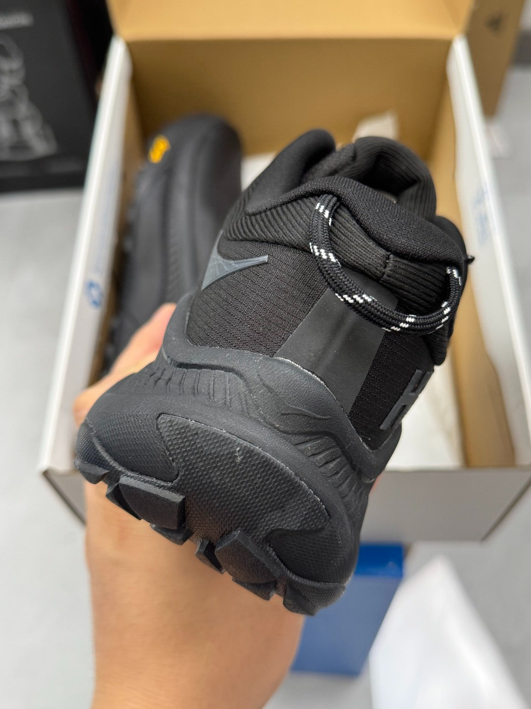 Hoka Transport GTX All black