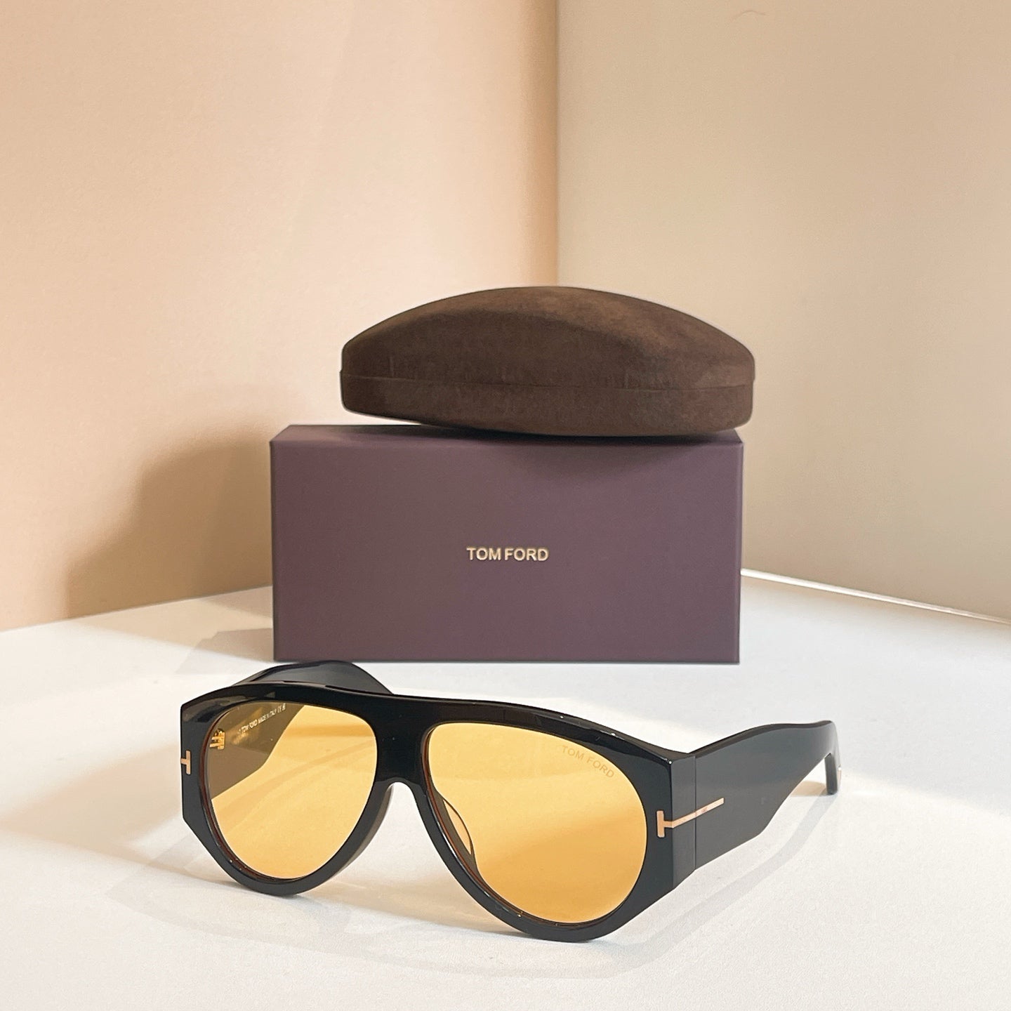 Tom Ford Aviator-Style Tortoiseshell Sunglasses with Orange Lenses