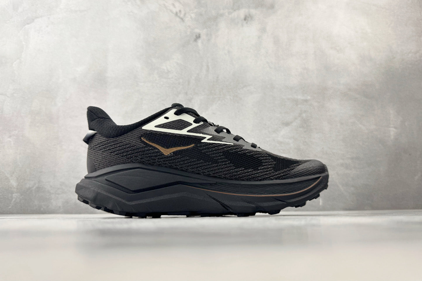 HOKA ONE ONE Challenger 7 "Black / Gold" Trail Running Shoes