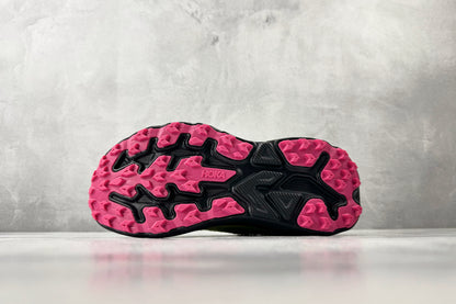 HOKA ONE ONE Challenger 8 "Lime / Black / Pink" All-Terrain Running Shoes