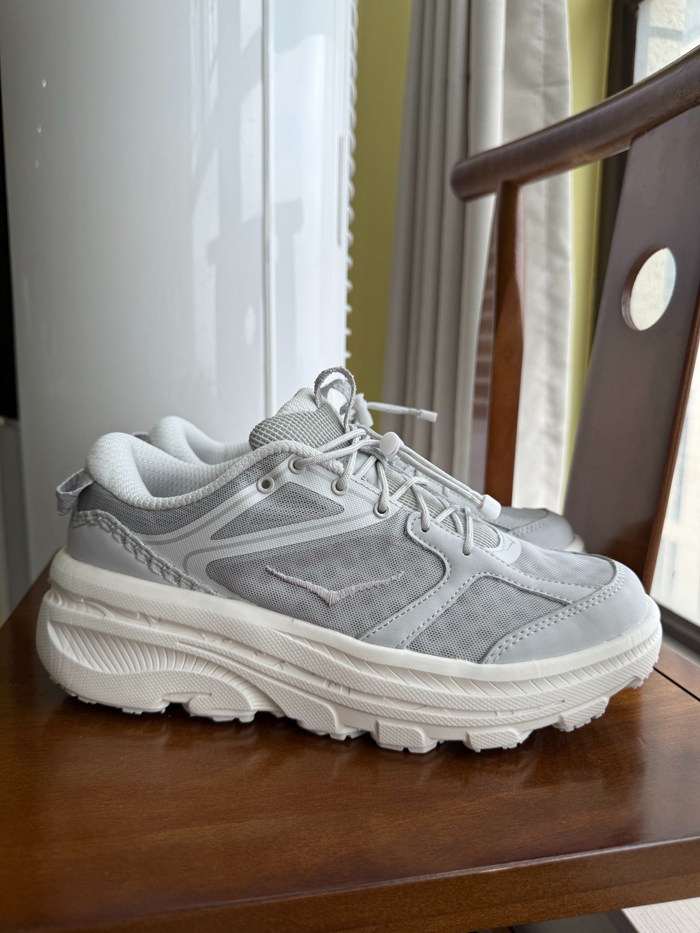 Hoka One One Bondi B3LS cosmic grey / white