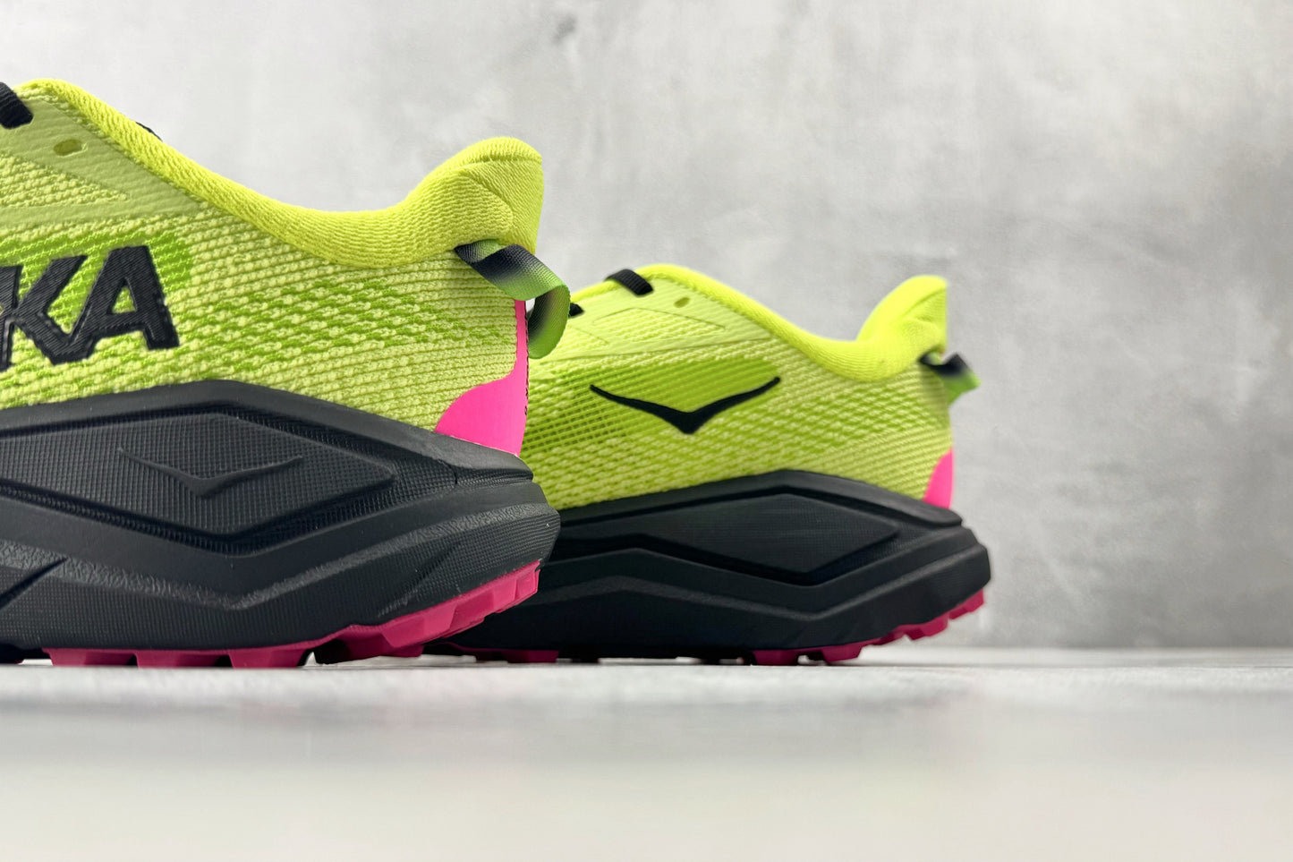 HOKA ONE ONE Challenger 8 "Lime / Black / Pink" All-Terrain Running Shoes