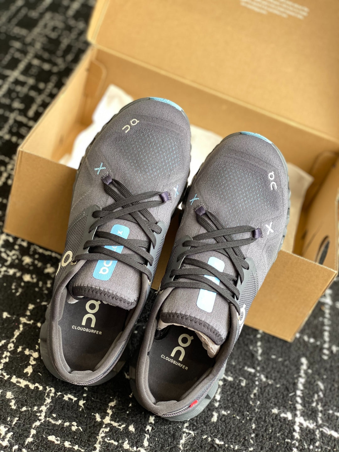 Cloudsurfer Cushioned Running Sneakers Dark Gray Sky Blue Breathable Mesh Sport Shoes Unisex
