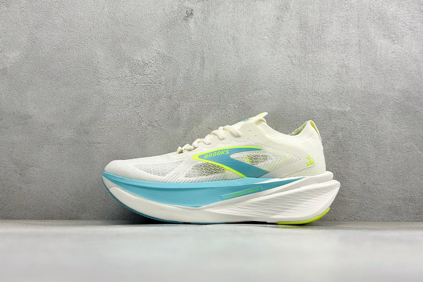 Brooks Hyperion Max 3 Men's Running Shoes (Coconut/Ipanema/Nightlife)