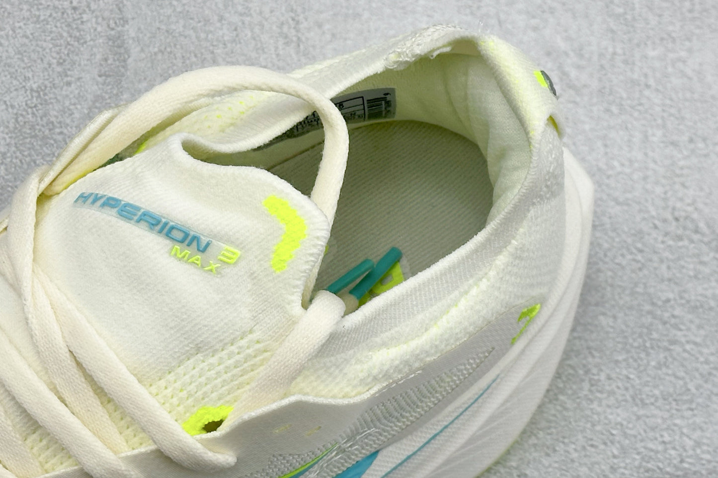 Brooks Hyperion Max 3 Men's Running Shoes (Coconut/Ipanema/Nightlife)