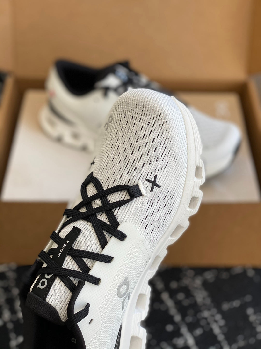 On Cloud X White Black Mesh Cross Training Jogging Sneakers