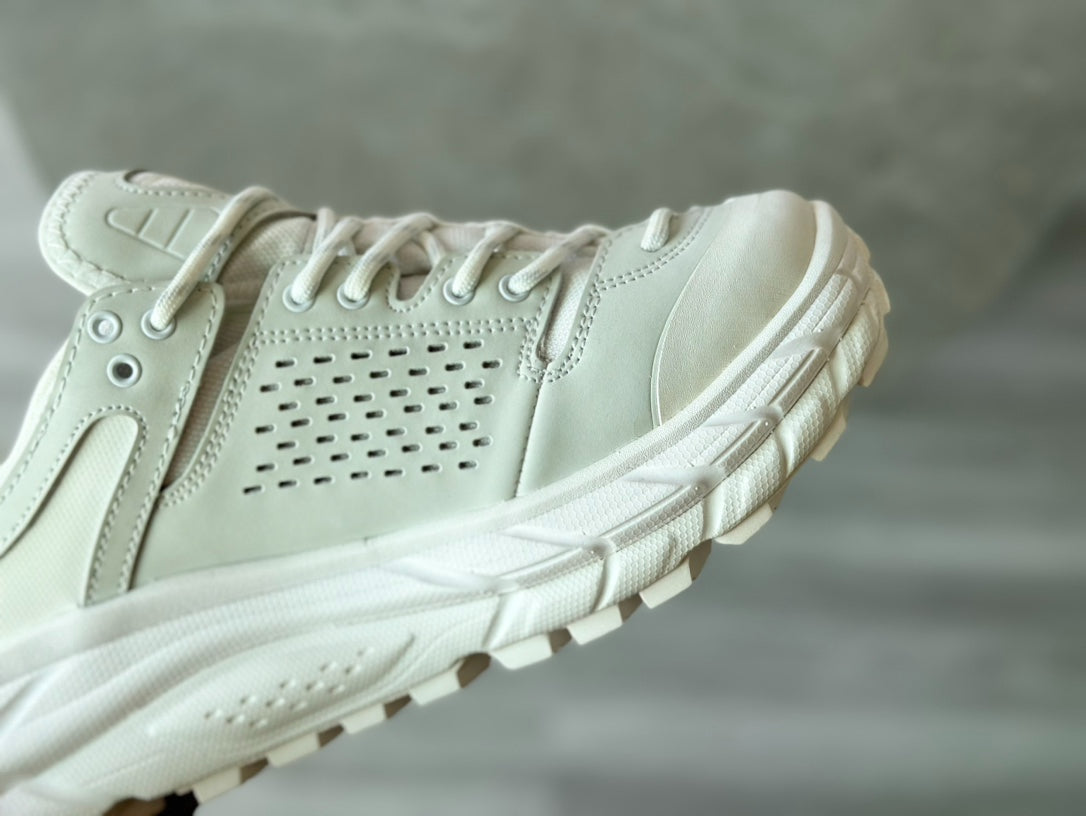 Hoka Tor Ultra Mint Green