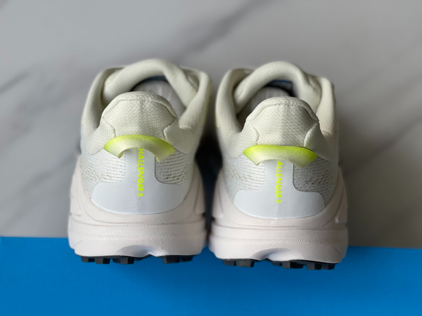 HOKA Challenger 8 White/Neon Hoka Citrus