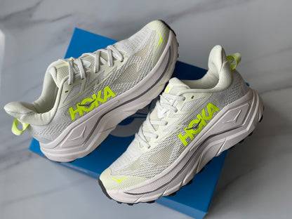 HOKA Challenger 8 White/Neon Hoka Citrus
