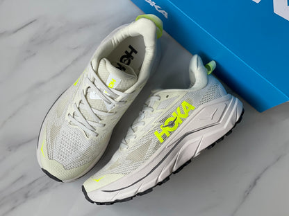 HOKA Challenger 8 White/Neon Hoka Citrus