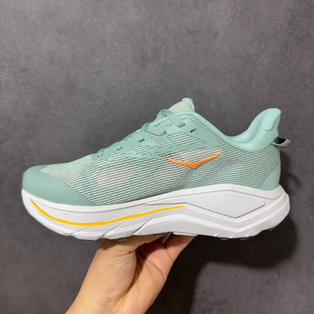 HOKA Challenger 8 All-Terrain Sneakers - Mint Green