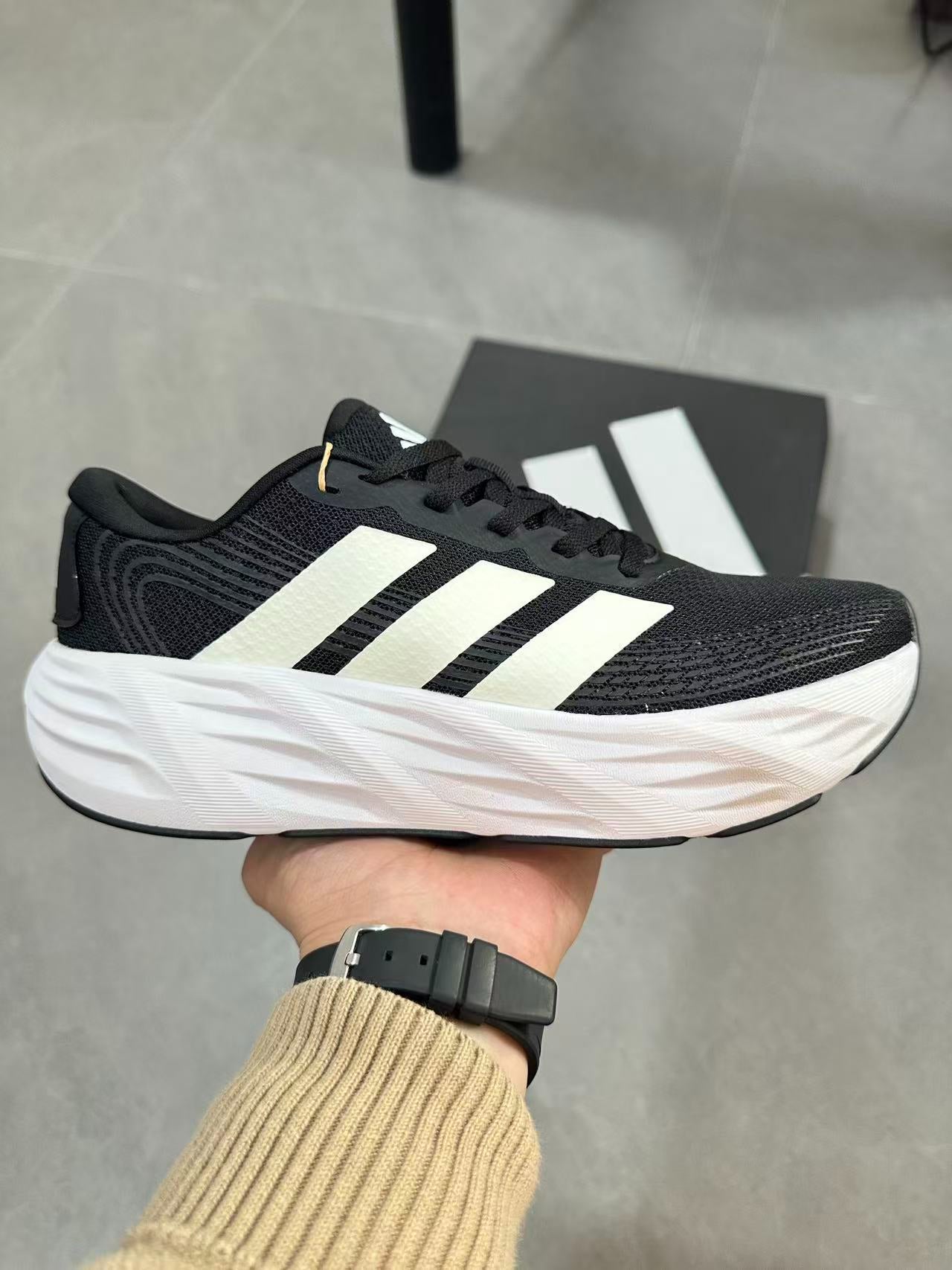 Adidas Galaxy 7 (Core Black / Cloud White colorway)