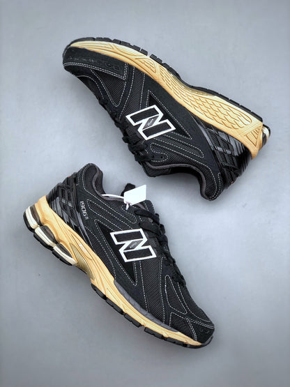 New Balance 1906R "Vintage Black"