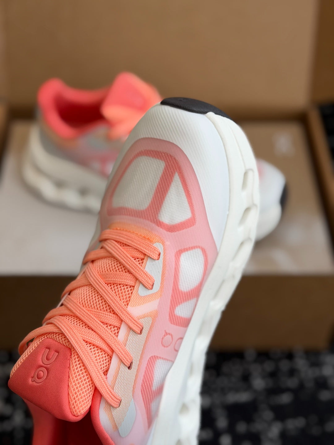 Cloudtilt Remix White Coral Cloud Cushion Running Sneakers Fresh Gradient Pink Commuter Shoes