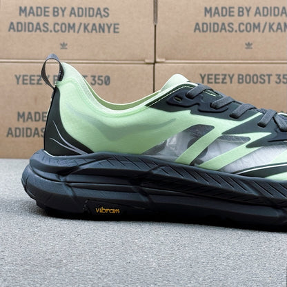 Hoka Mafate Speed 4 Black | Mint Green
