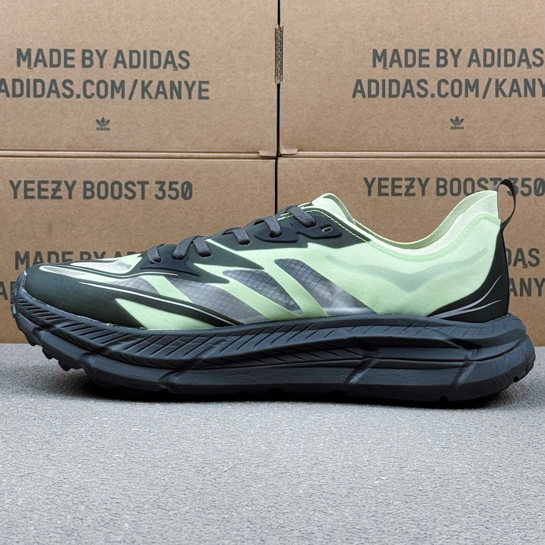 Hoka Mafate Speed 4 Black | Mint Green