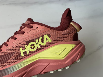 HOKA Challenger 8 Citrus | Fluorescent Yellow