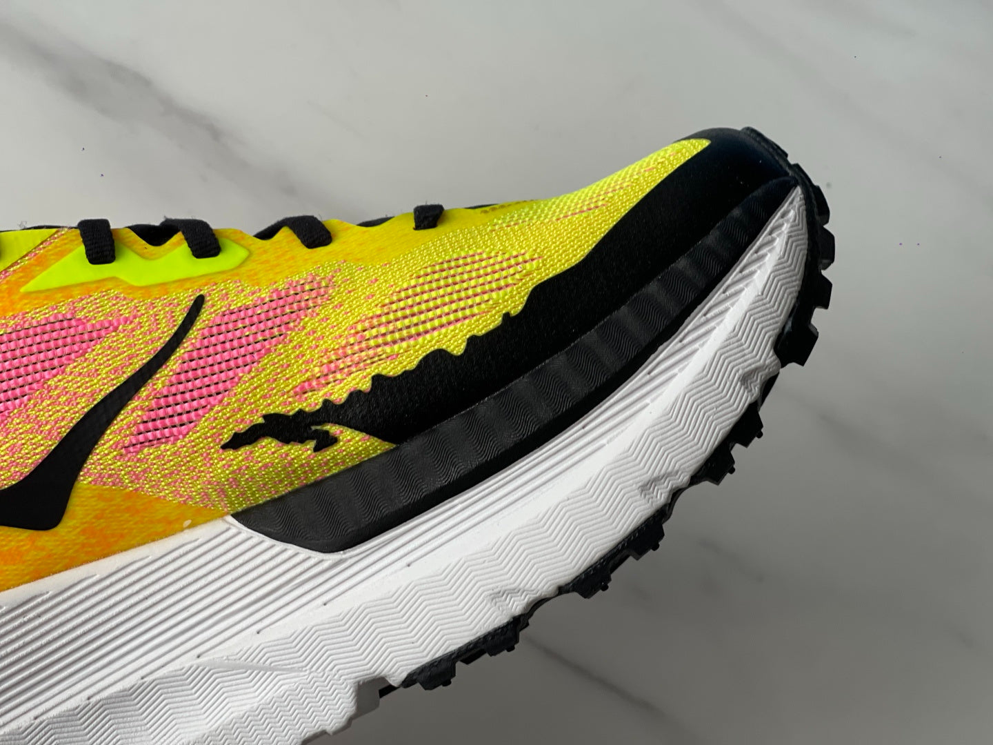 HOKA Mafate X Black | Yellow | Pink