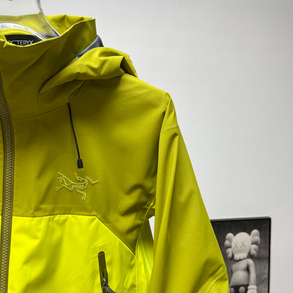Arc'teryx Beta AR Men's GORE-TEX Pro 3L Waterproof Hardshell Jacket