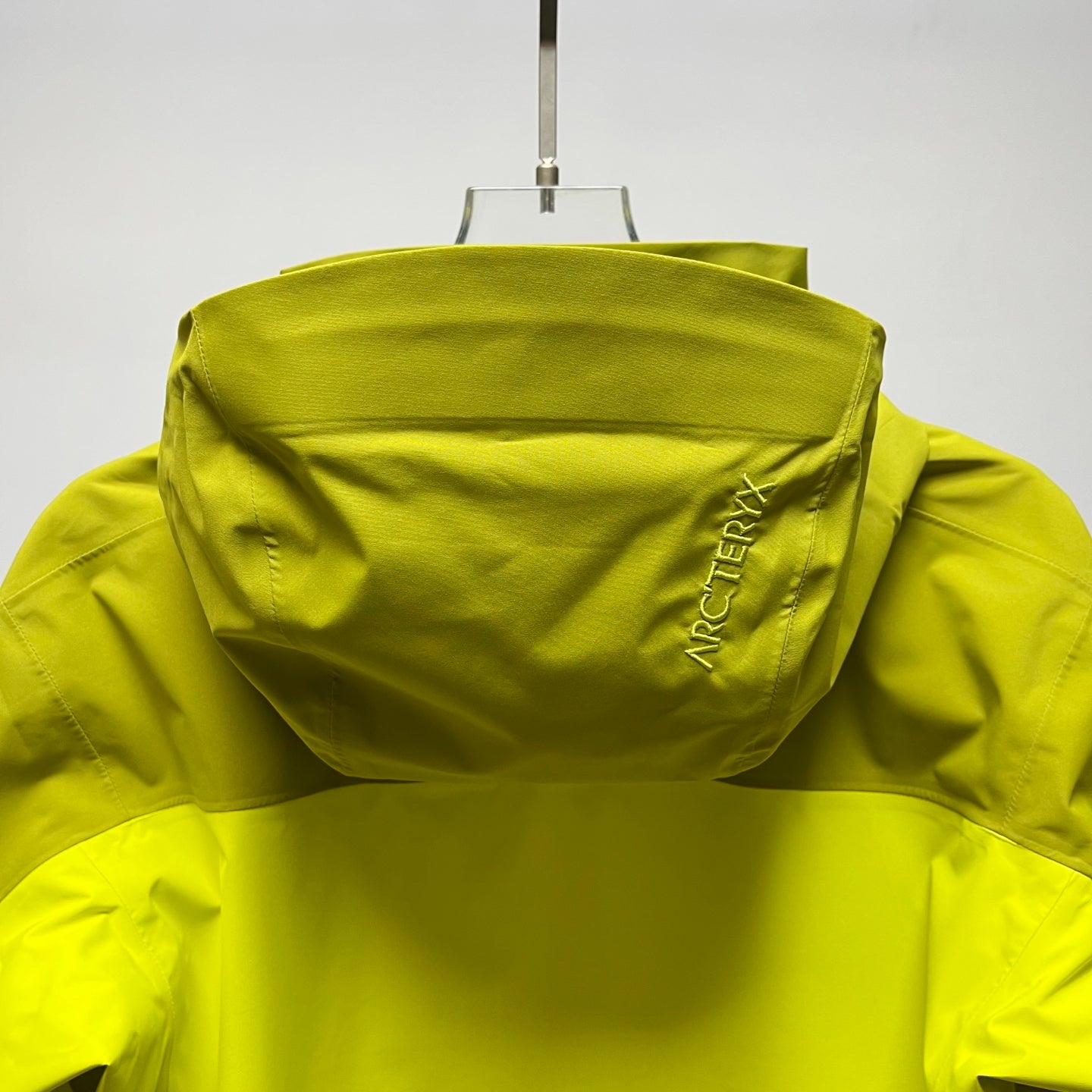 Arc'teryx Beta AR Men's GORE-TEX Pro 3L Waterproof Hardshell Jacket