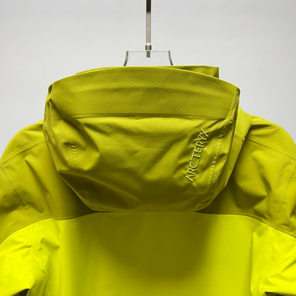 Arc'teryx Beta AR Men's GORE-TEX Pro 3L Waterproof Hardshell Jacket