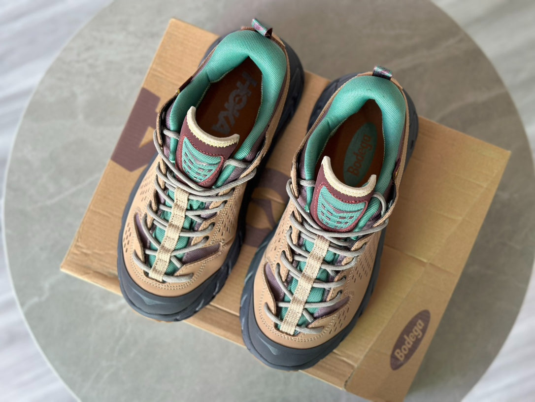 Hoka Tor Ultra Light Brown / Oatmeal Brown