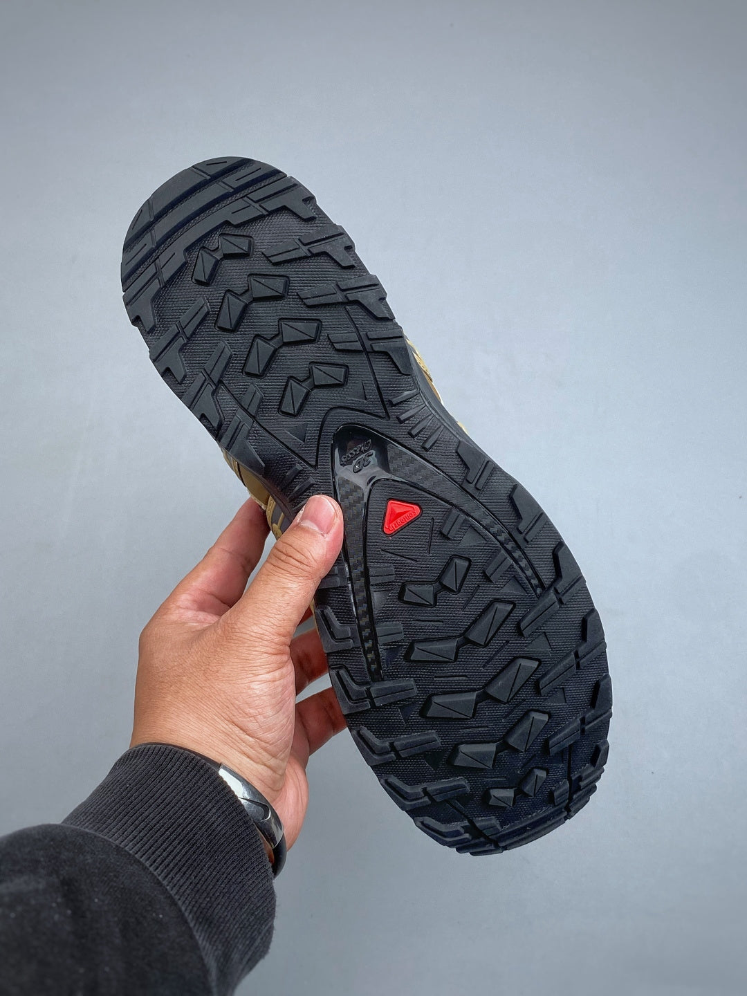 Salomon XA PRO 3D “Black Coffee Kelp”