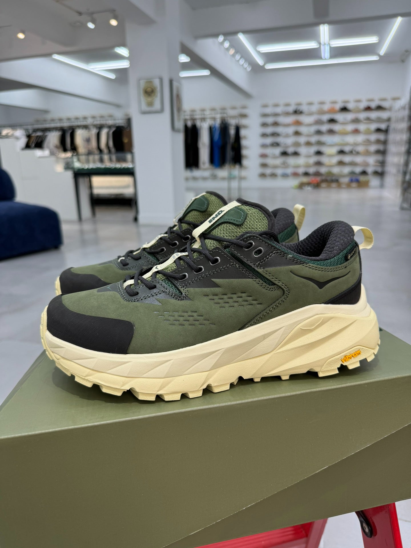 HOKA Kaha Low GORE-TEX Elite Terrain System Military Green