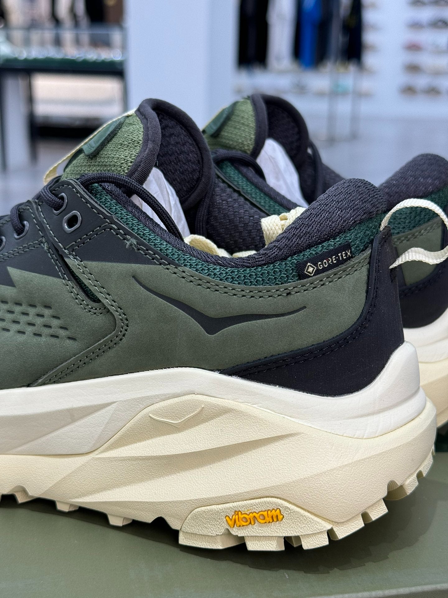 HOKA Kaha Low GORE-TEX Elite Terrain System Military Green