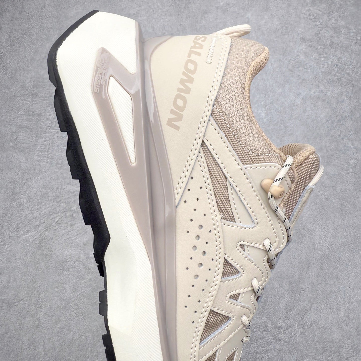 Salomon Odyssey Elmt Low Beige Vanilla Men Women Chunky Shoes