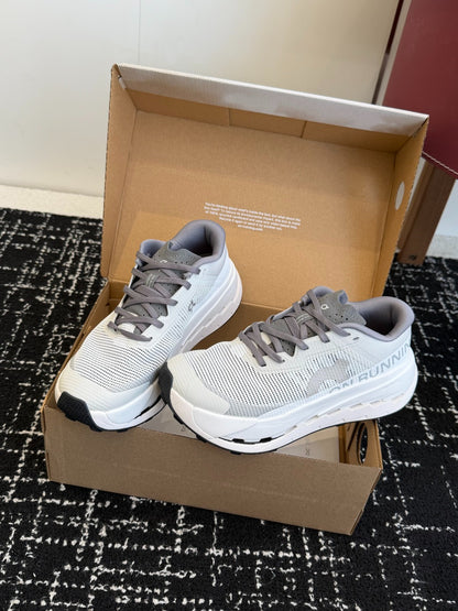 Cloudmonster White Grey Cushioned Running Shoes Unisex Monster Chunky Sole Athletic Trainers