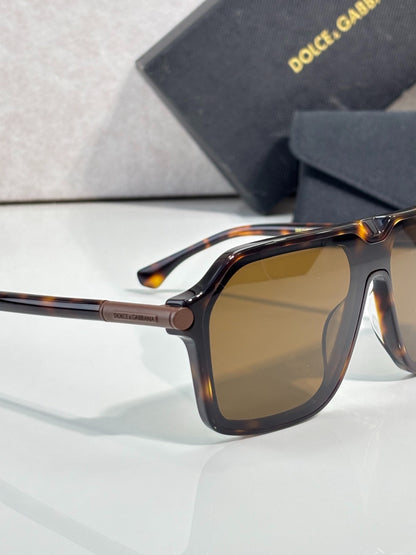 Dolce & Gabbana Tortoiseshell Aviator Sunglasses with Brown Lenses