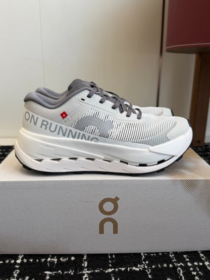 Cloudmonster White Grey Cushioned Running Shoes Unisex Monster Chunky Sole Athletic Trainers