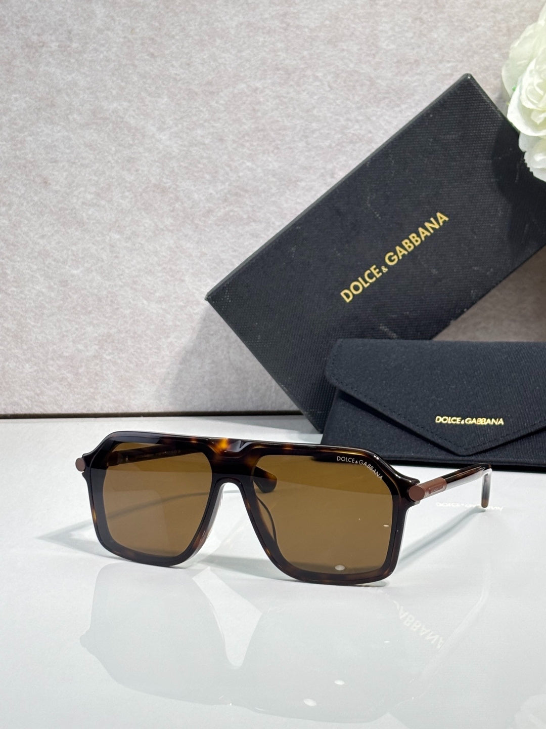 Dolce & Gabbana Tortoiseshell Aviator Sunglasses with Brown Lenses