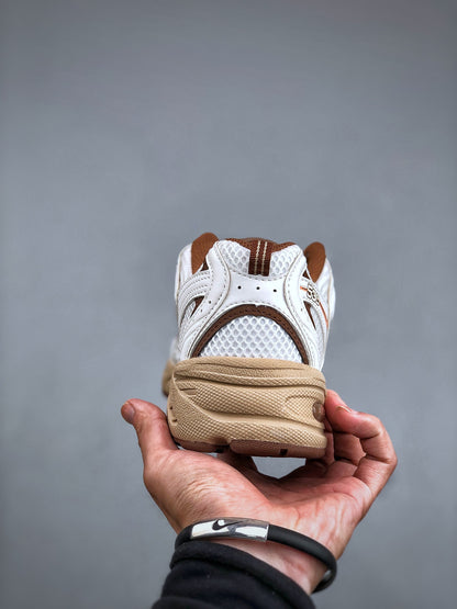 New Balance 530 Beige Brown