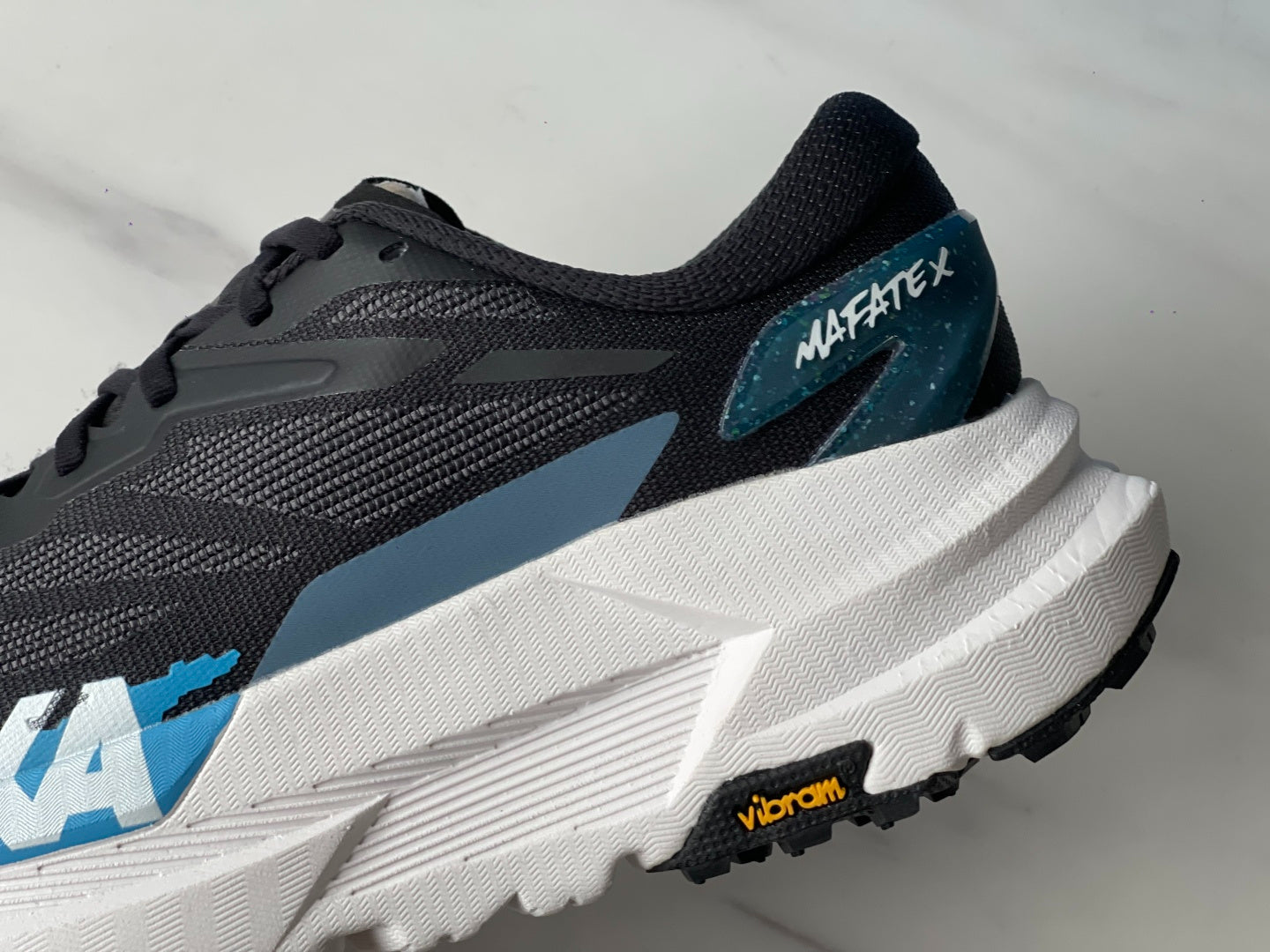 HOKA Mafate X Black | Sky blue