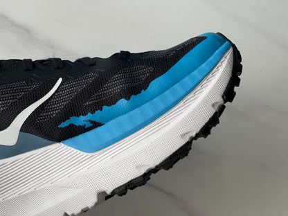 HOKA Mafate X Black | Sky blue