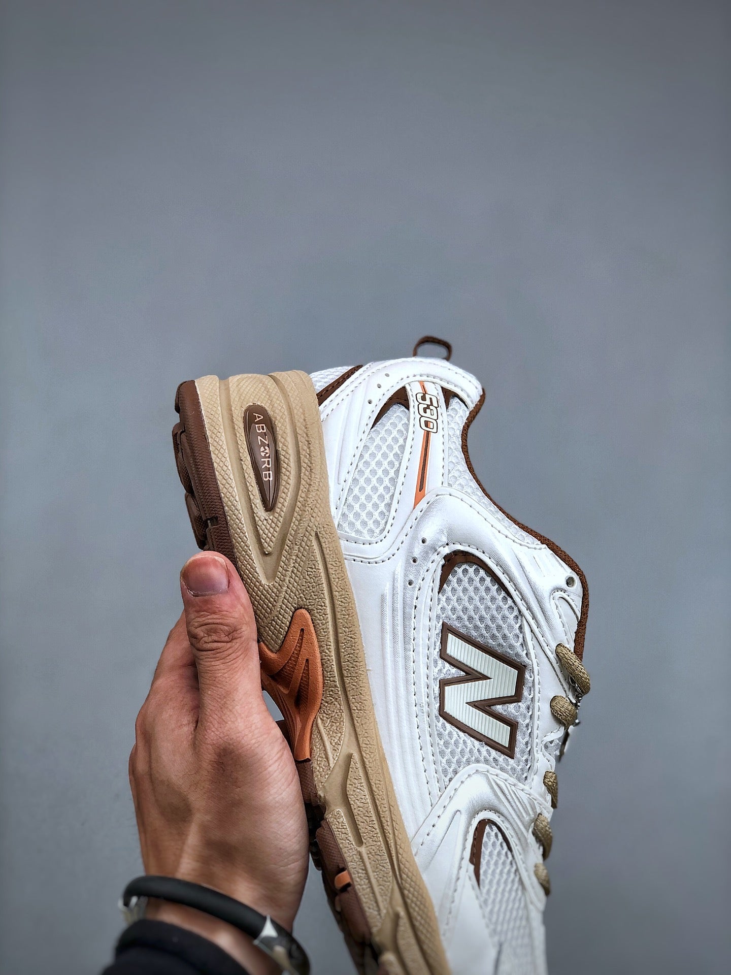 New Balance 530 Beige Brown